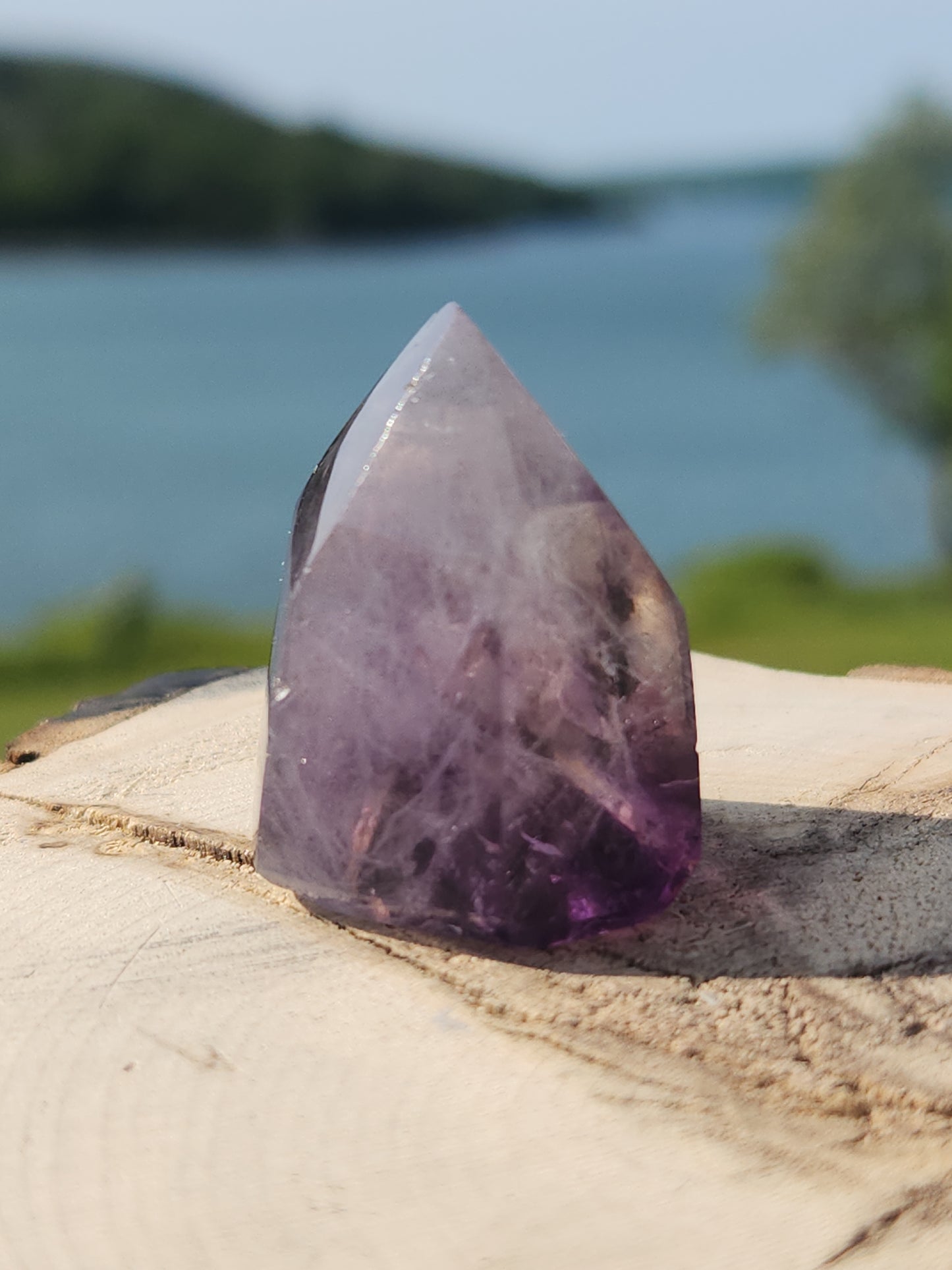 Amethyst Point AAP-007S-28-U3