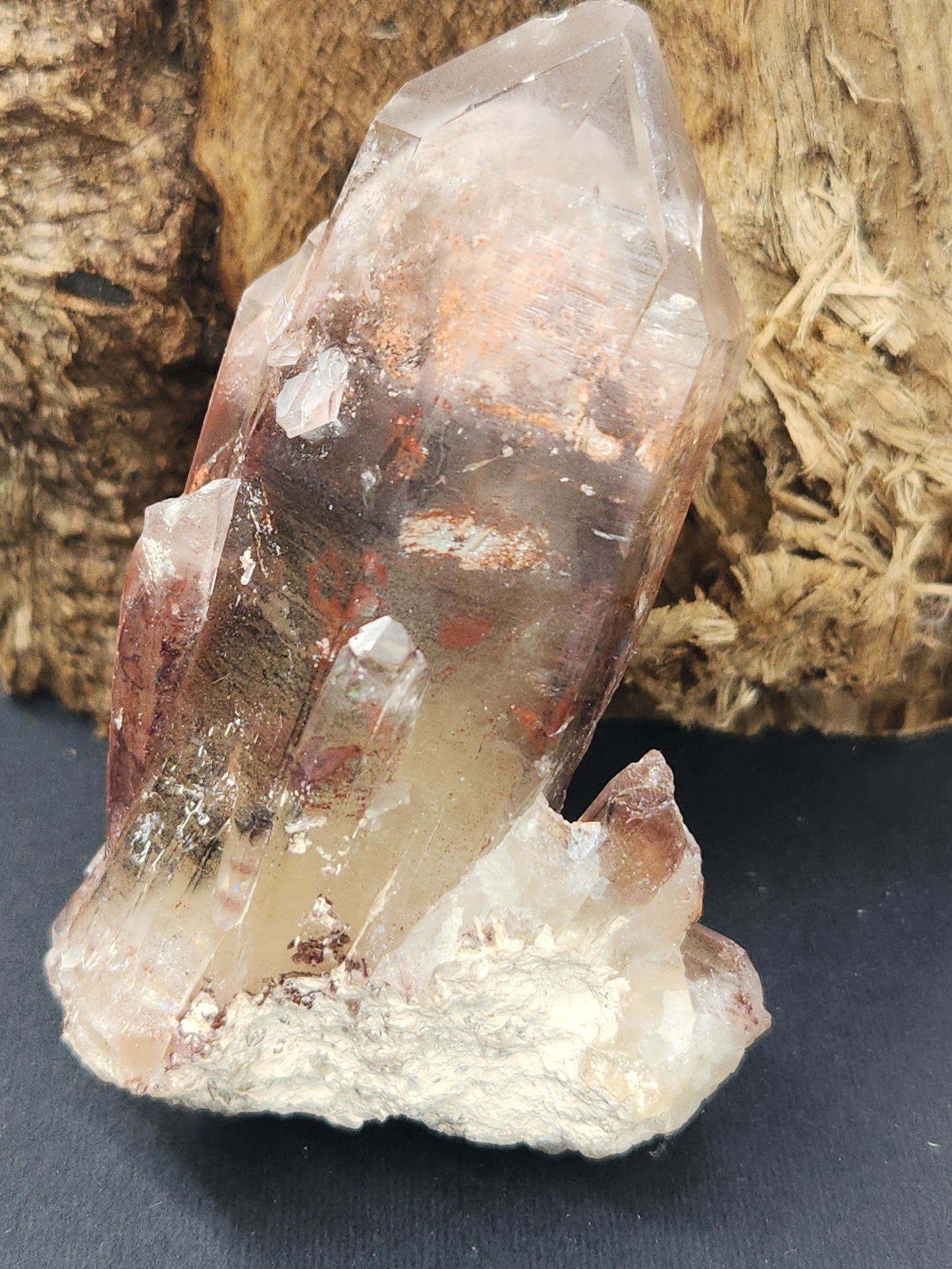 Hematoid Quartz Point HQP-012S-155