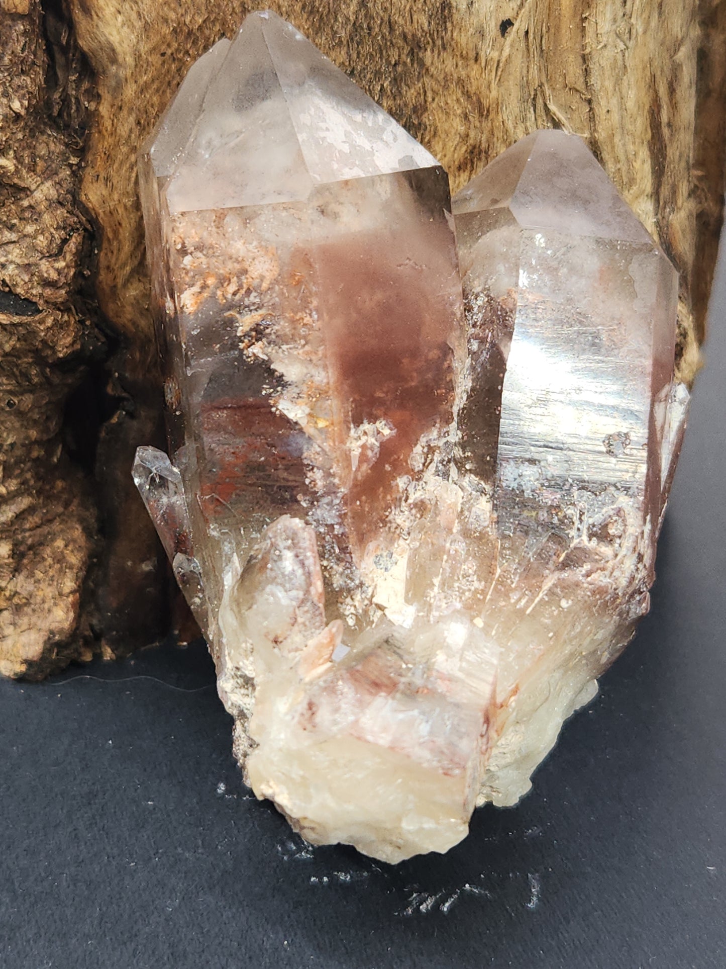 Hematoid Quartz Point HQP-012S-155
