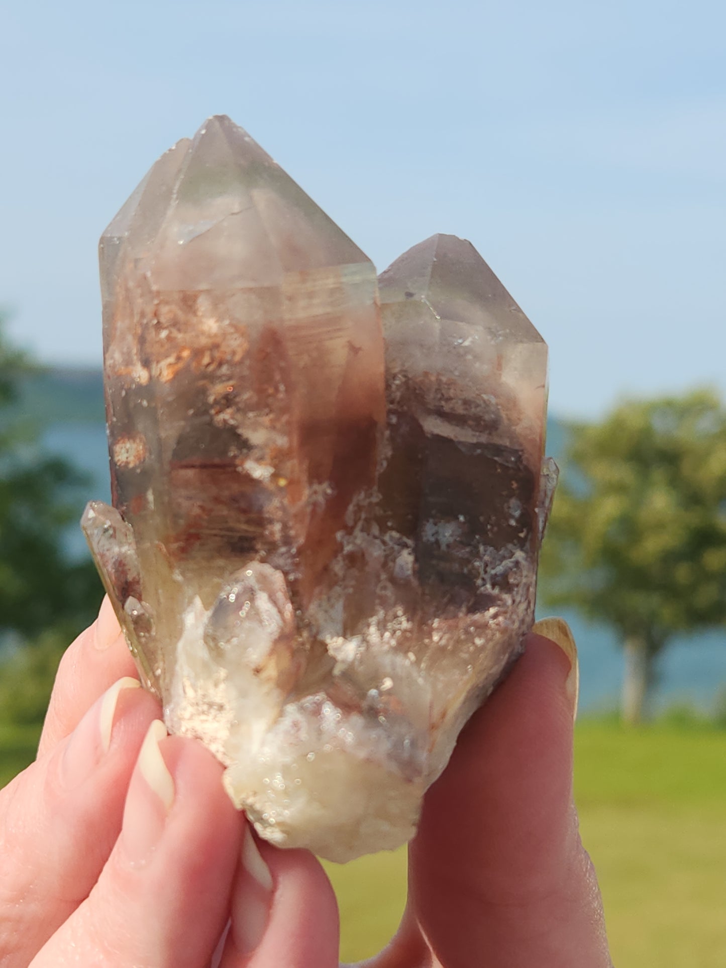 Hematoid Quartz Point HQP-012S-155