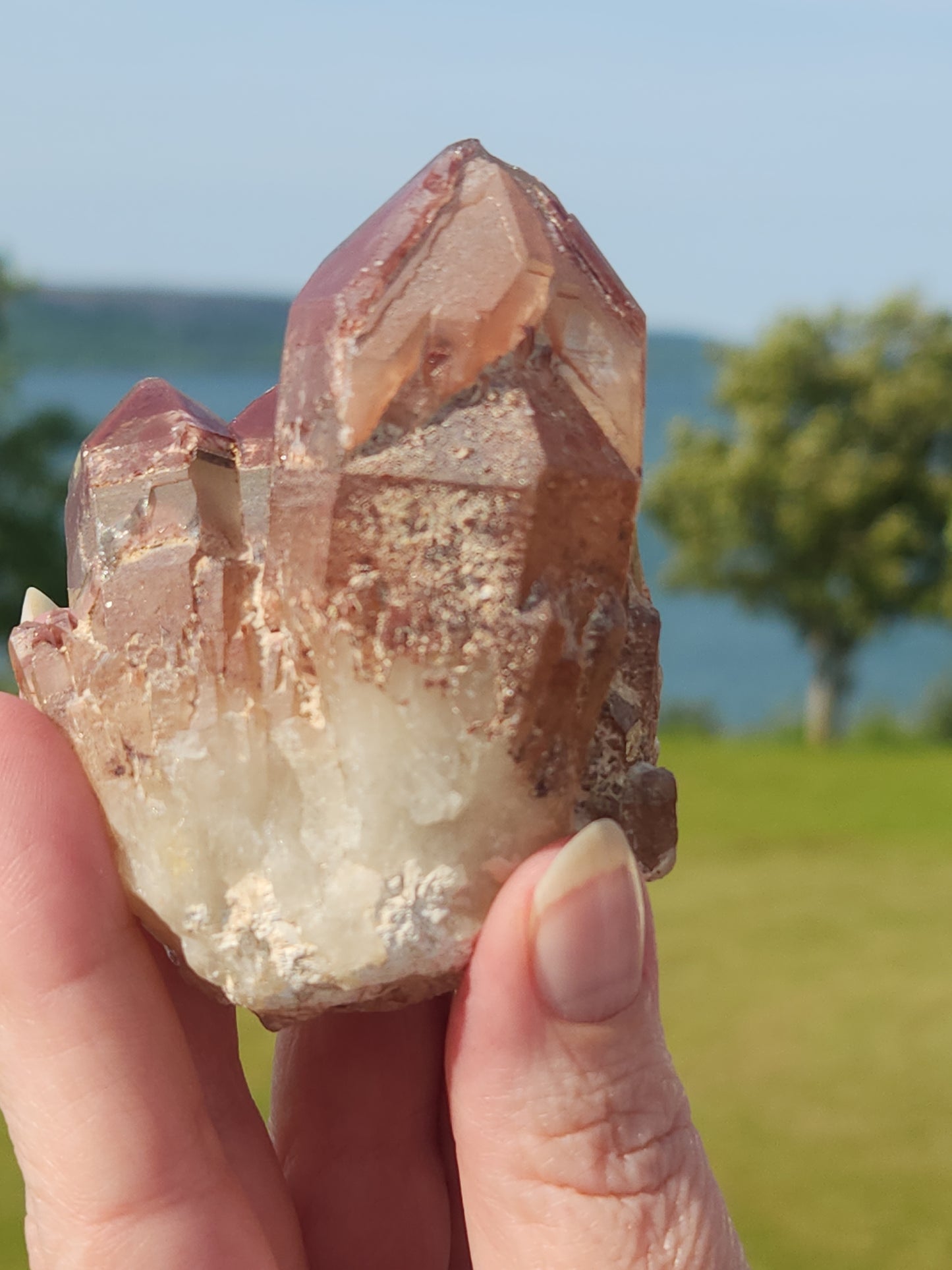 Hematoid Quartz Point HQP-013S-159