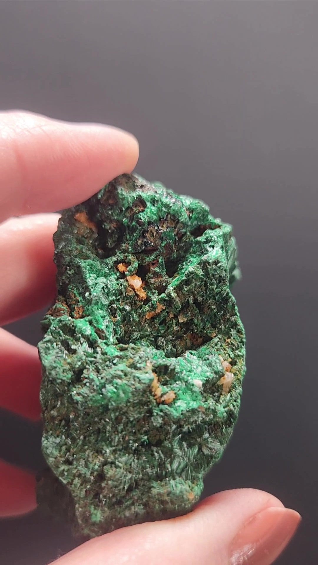 Silky Malachite 121g