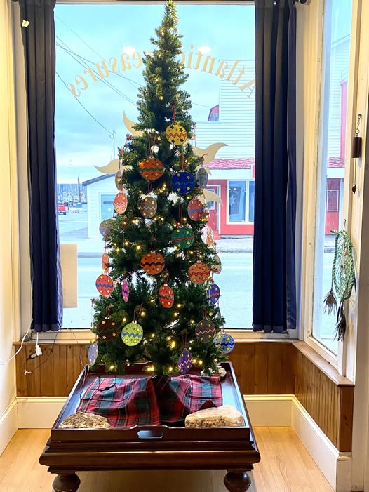 Digby Family Centre Giving Back Tree Donation