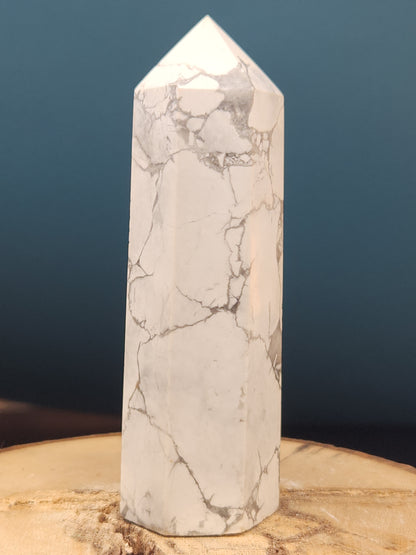 Howlite Tower HT-001S3-149