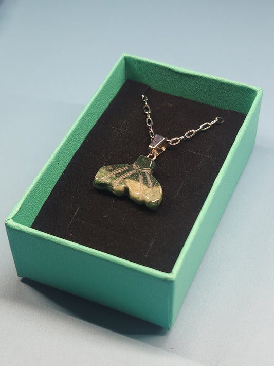 Indian Agate Whale Tail Necklace NKWT-001S-5