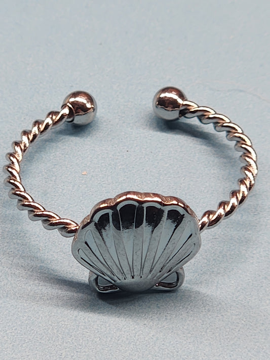 Scallop Ring
