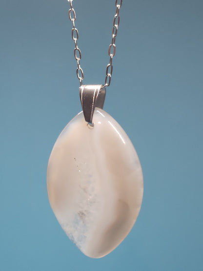 Lace Agate Necklace