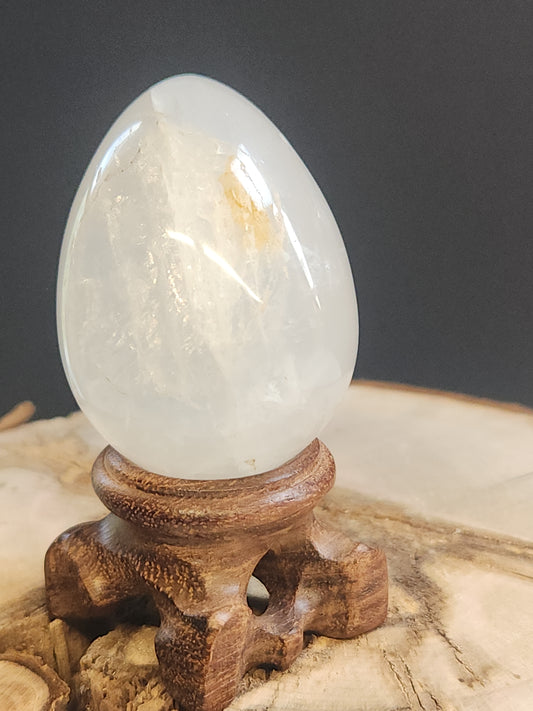 Clear Quartz Egg 26g