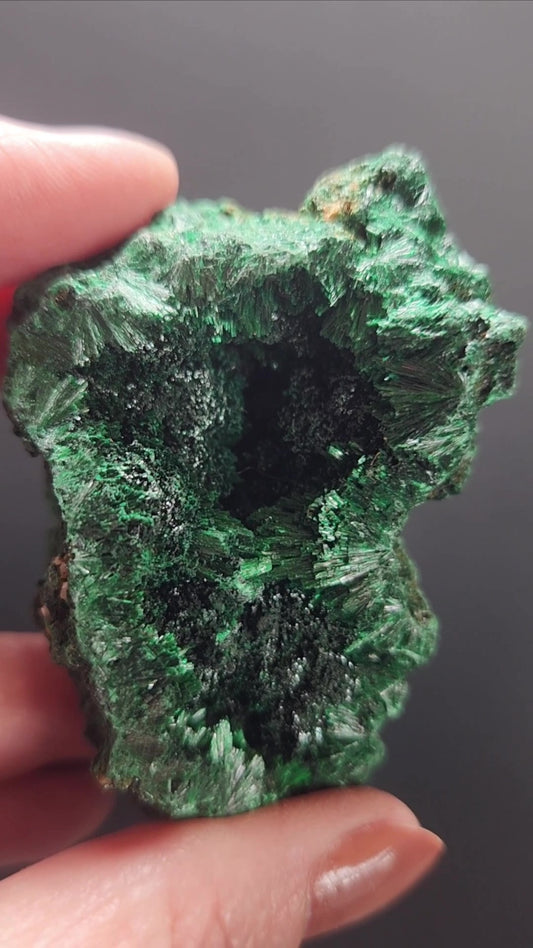 Silky Malachite 121g